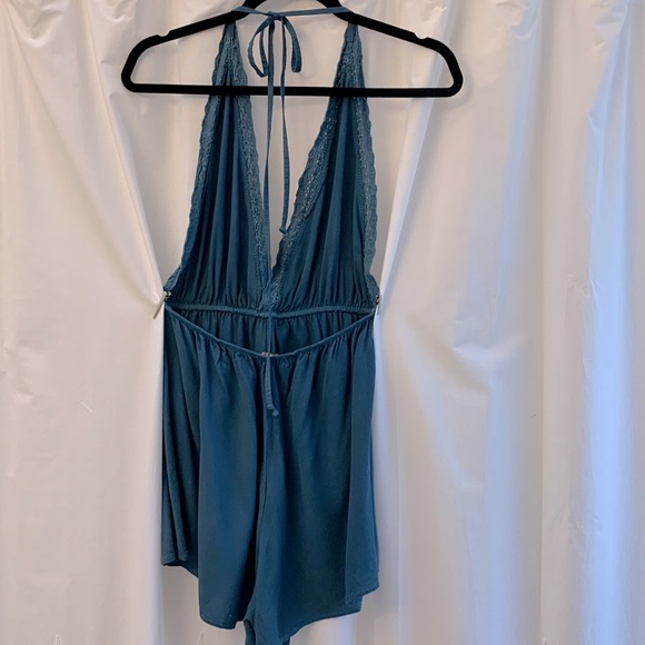 “Shorts Romper” - Picture 2 of 4